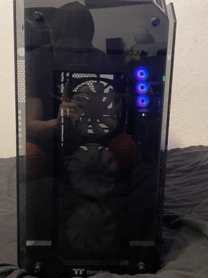 Thermaltake View 71 TG - ATX Gehäuse Case