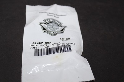 NOS Harley-Davidson Genuine EFI Gas Tank Check Valve Output OEM # 61407-95A