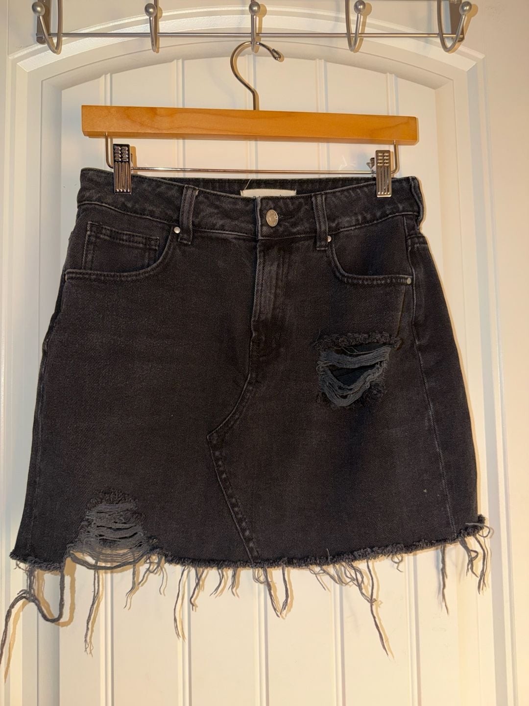 PacSun Black Distressed Denim Mini Skirt • Size 26 🖤 Y2K Grunge, photo 2