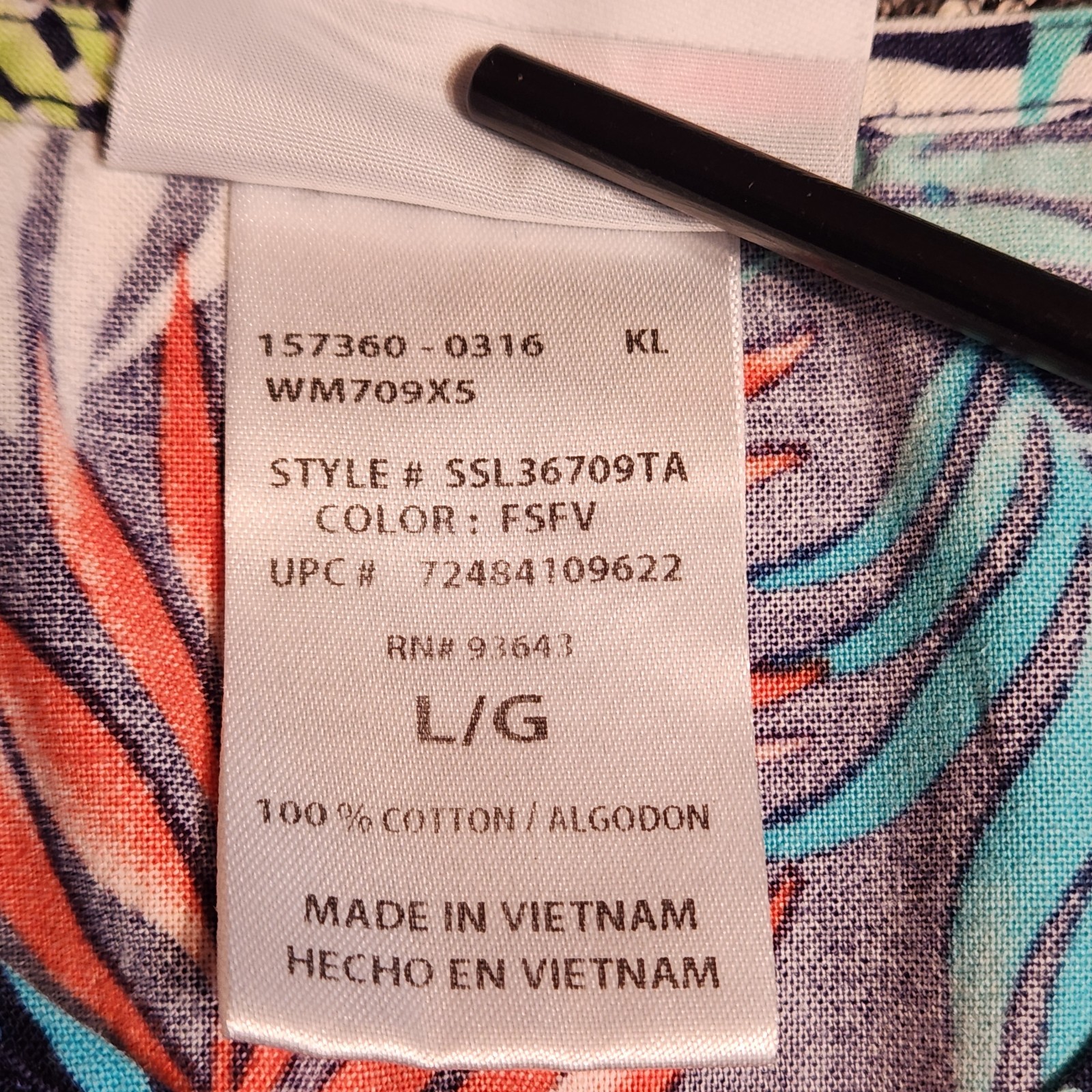 Scrubstar Large Colorful Leaf Pattern Cotton - image 8