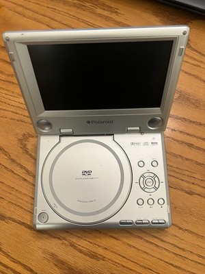 Polaroid PDM-0711 Portable DVD Player (7'') + manual + Battery-No Cords Untested