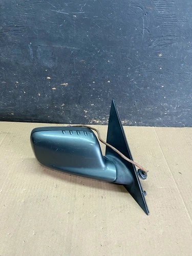 2002 - 2005 BMW 7 745i Series Right Passenger Side View Door Mirror OEM Q5377 DG