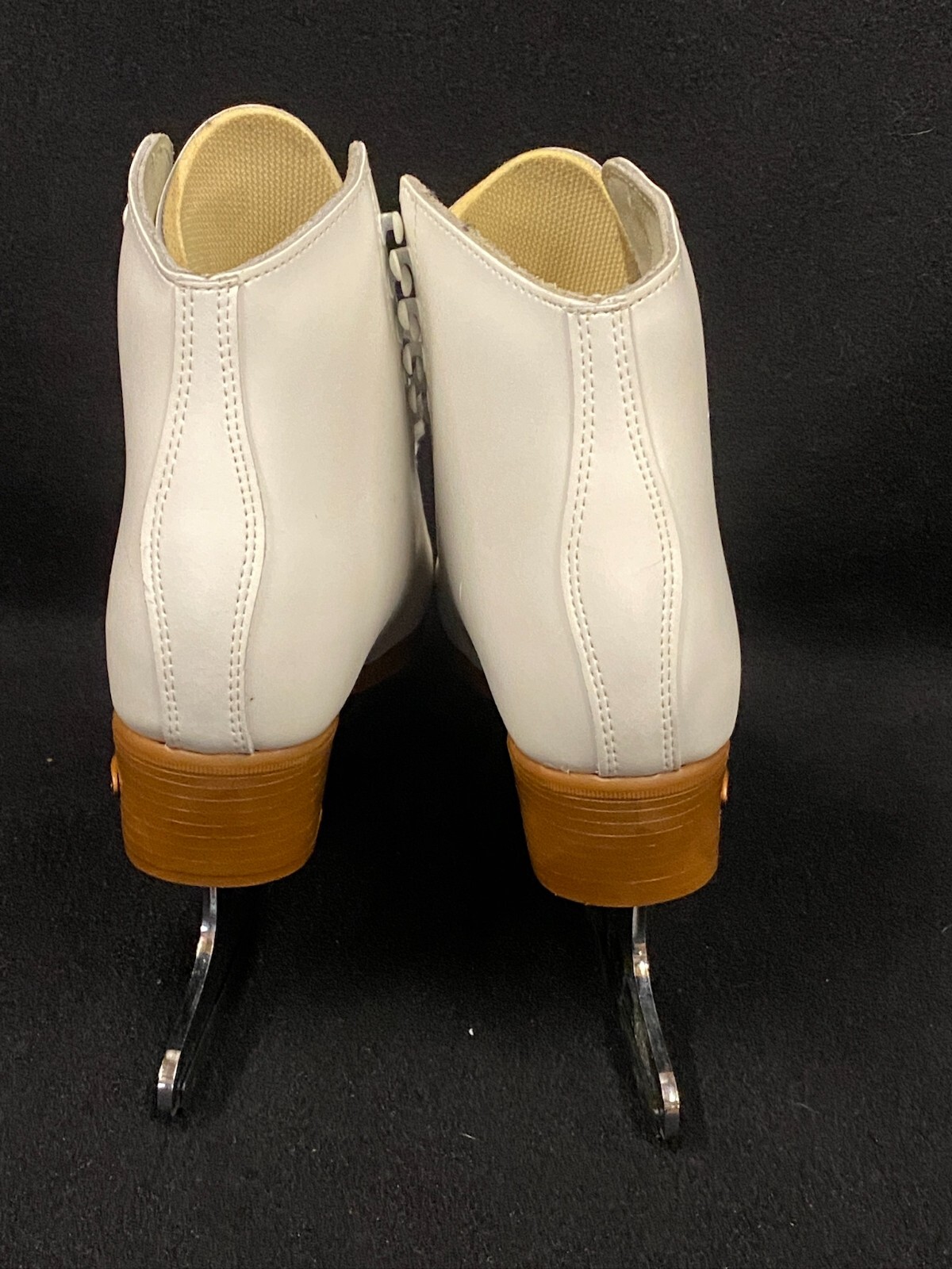 Riedell Figure Ice Skates Model 121 Womens Size 6 M White USA Made EUC