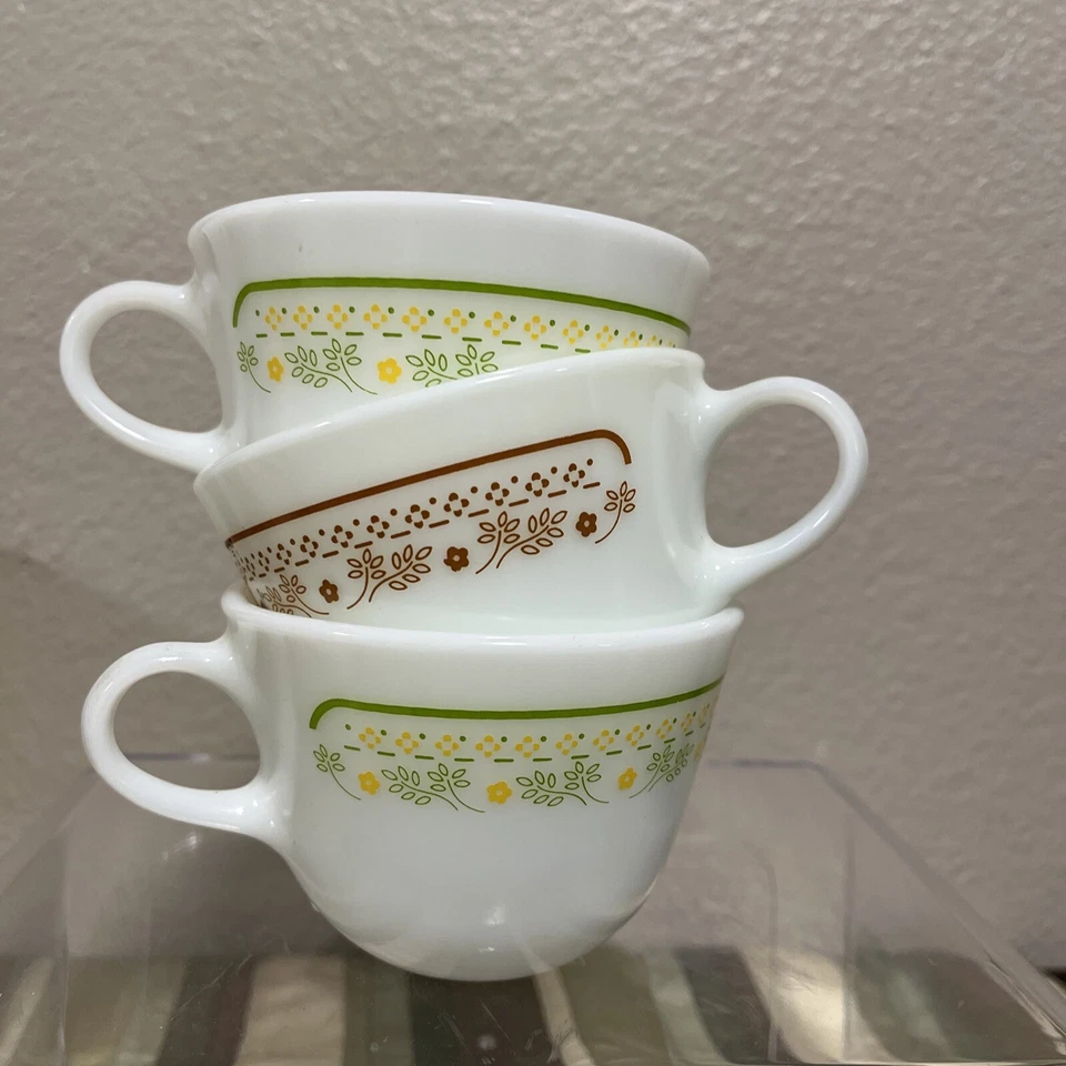 Vintage Pyrex Cups Mug Set green vine/leaves & yellow flower Summer Impressions - Image 2 of 4
