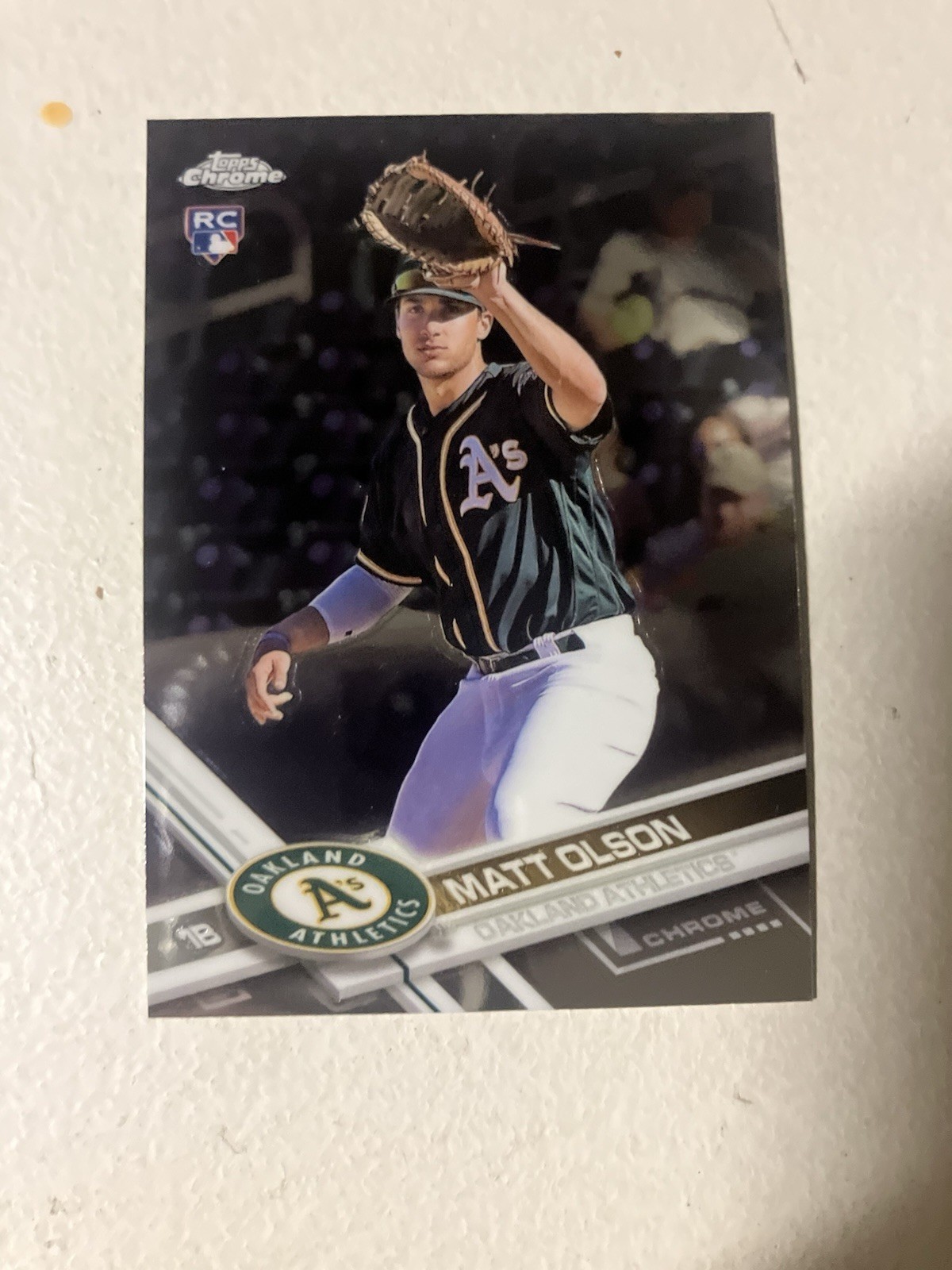 Topps 2017 Chrome Matt Olson #98 Oakland Athletics Rookie Baseball Card