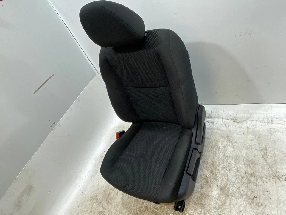Fits 2018 2019 NISSAN ROGUE SPORT S Front LH Driver Manual Seat Black Cloth OEM Foto 2 de 4