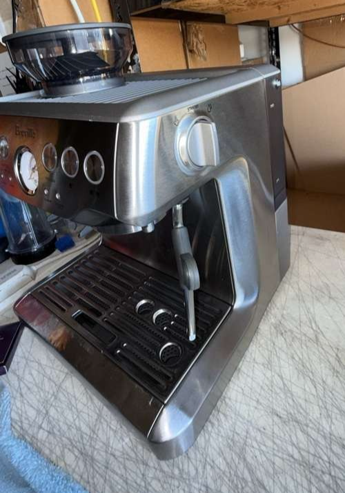 Breville the Barista Express Espresso Machine with Grinder