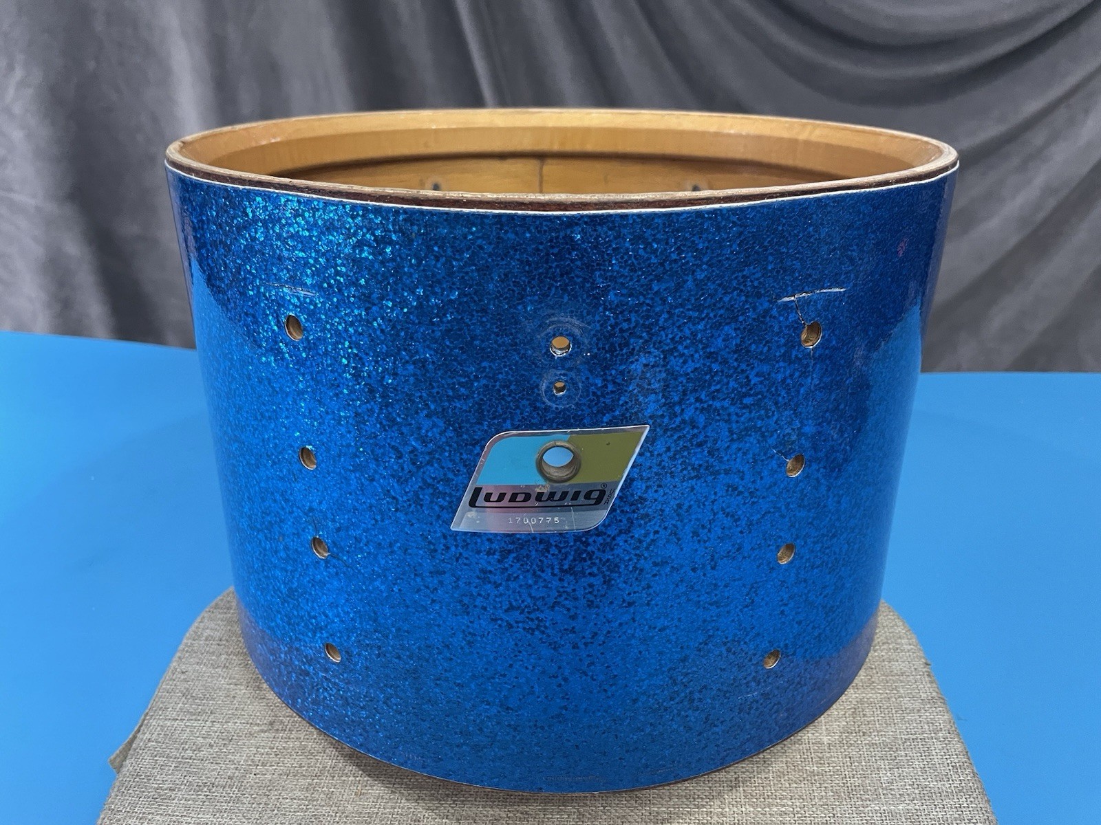 Ludwig 70s Vintage 8x12 Tom Drum Shell Factory Blue Sparkle w/ Blue Olive Badge