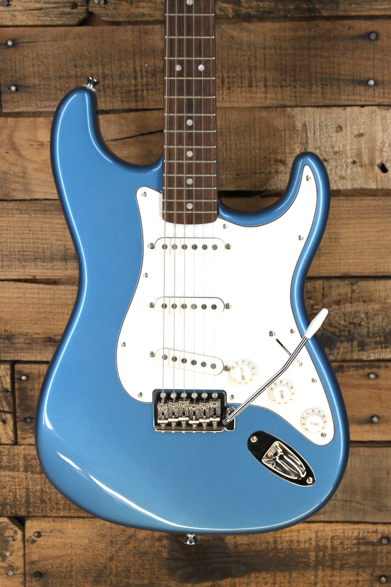 Squier Classic Vibe '60s Stratocaster Electric Guitar - Lake