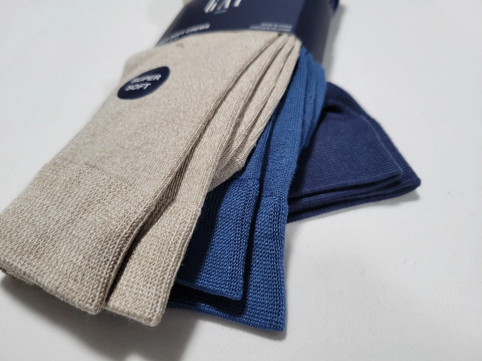 Gap Mens Socks Package 3 Prs  Multi color  Super Soft Crews Casual Dress SZ 6-12 - Image 3 of 4