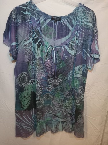 Avenida Azul Womans 2X Top  Colorful & Comfortable