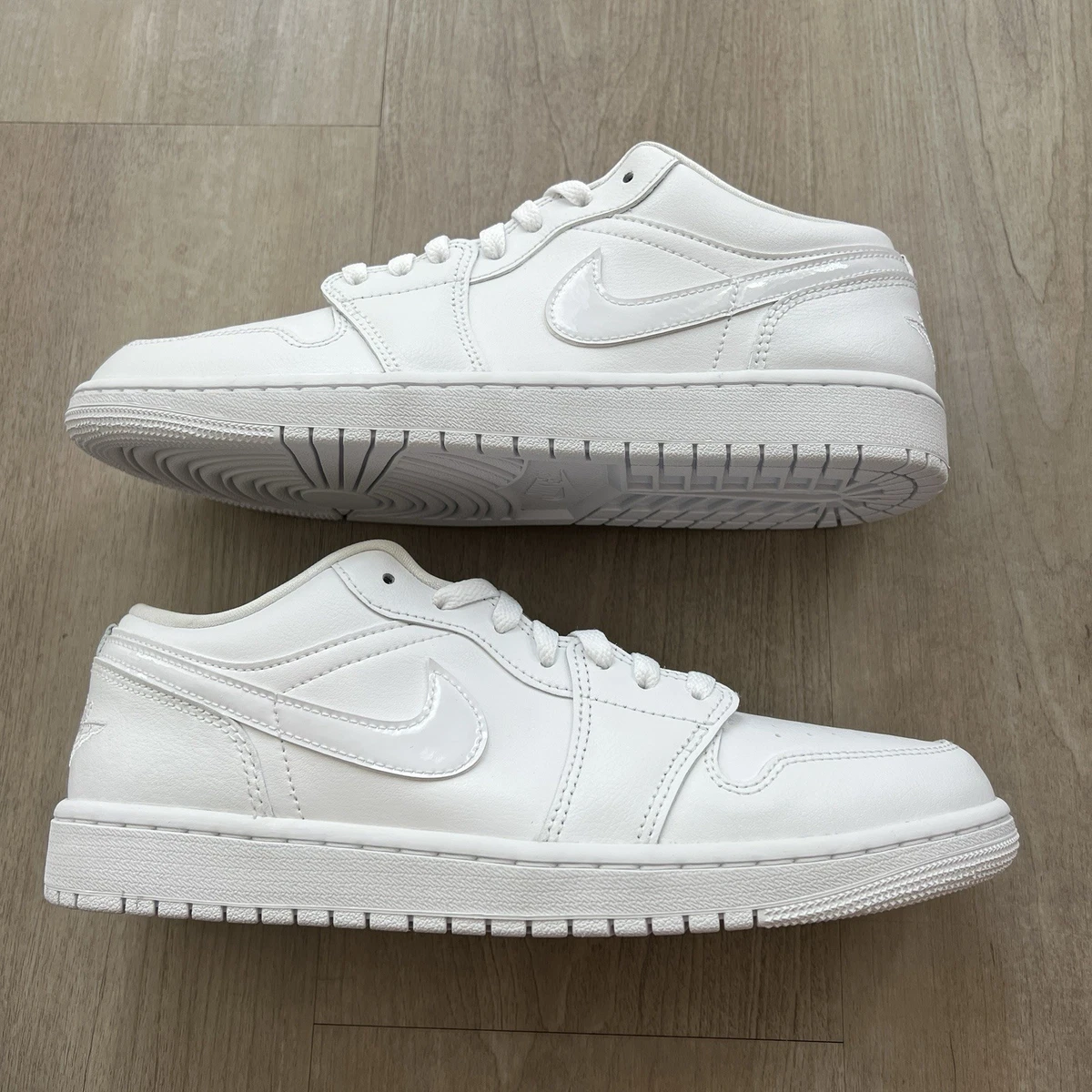Las mejores ofertas en Jordan 1 Low Triple White W | eBay