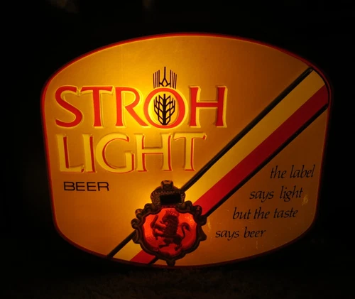 VINTAGE STROH LIGHT BEER 3D EMBLEM LIGHTED SIGN-STROH'S-LION-THE TASTE SAYS BEER