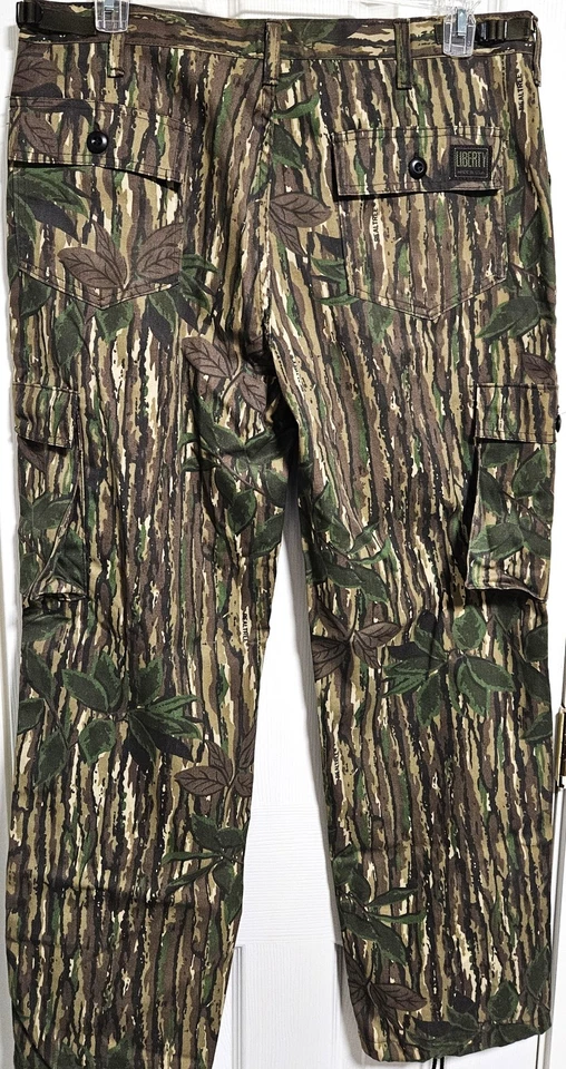 Pantalones de caza Liberty Realtree camuflados cargo para hombre talla grande cintura/dobladillos EE. UU. NOS de colección patín Foto 3 de 4