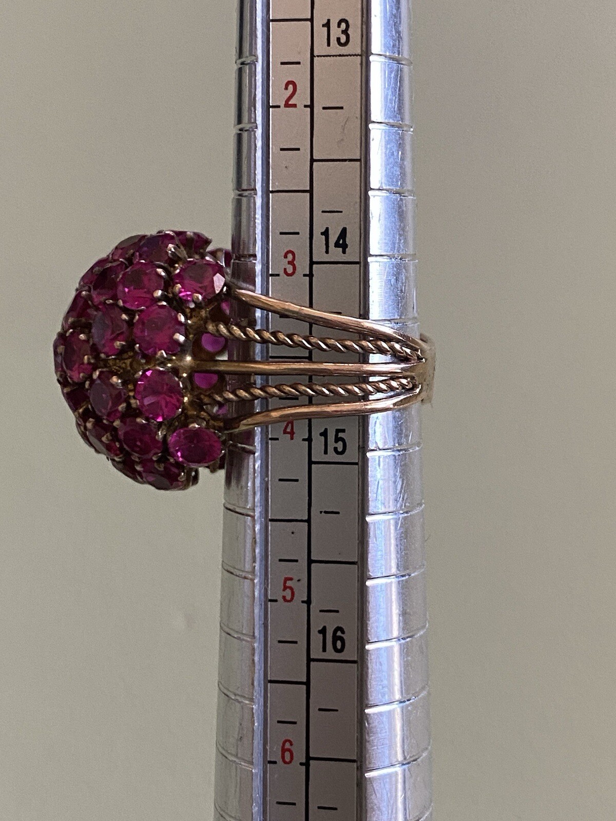 14K Solid Rose Gold Vintage Ruby Cluster Ring Siz… - image 9