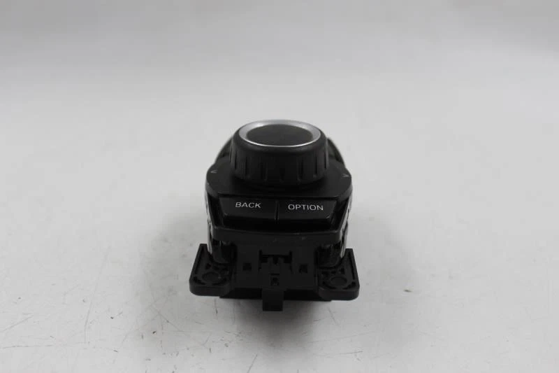 Equipo de audio consola de radio control montada para BMW 430i 2012-2018 OEM #17415 Foto 3 de 4