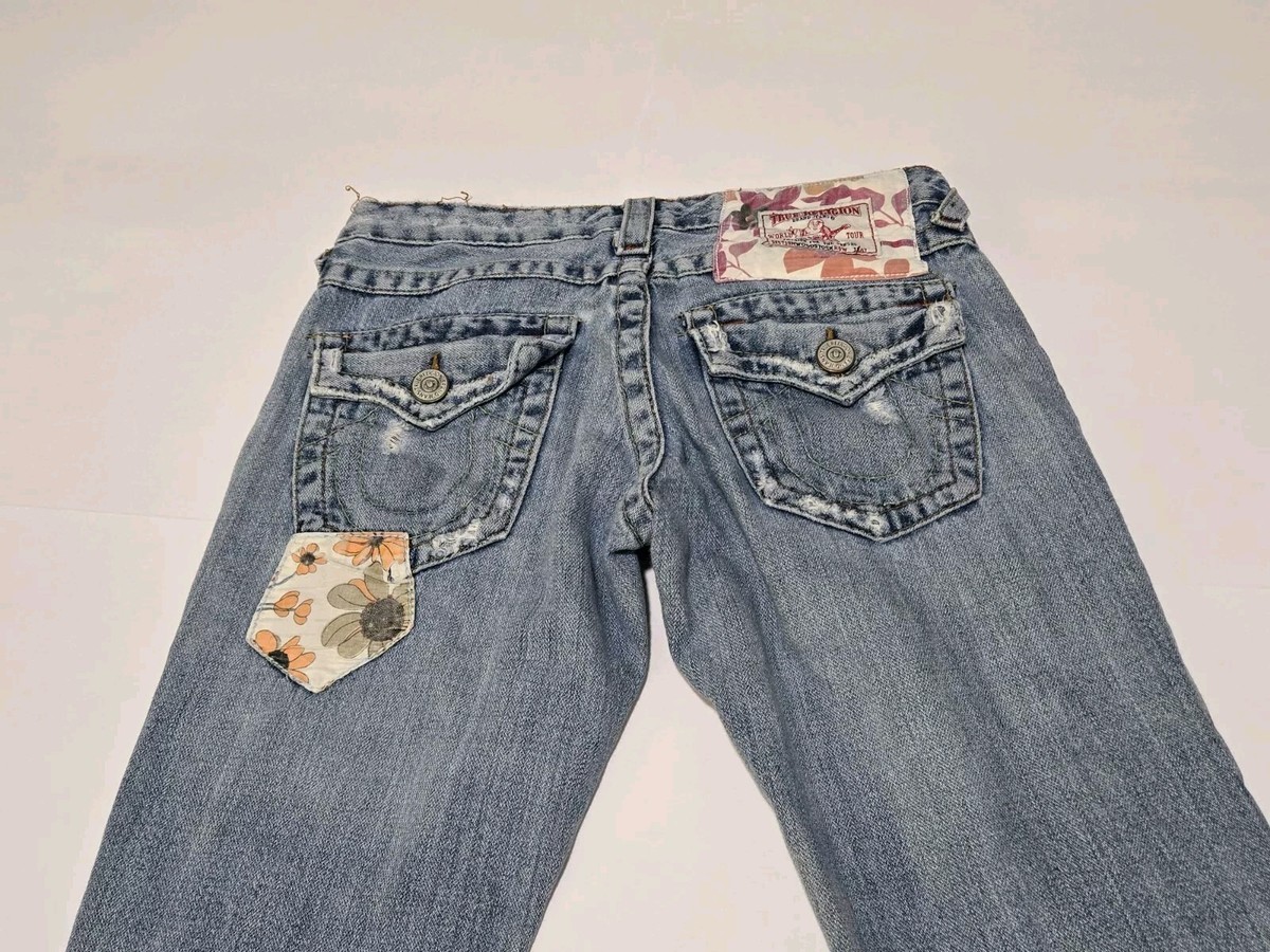 TRUE RELIGION ウッドストック 花柄 パッチ フレアデニム パンツ TRUE RELIGION ウッドストック 花柄 パッチ フレアデニム パンツ