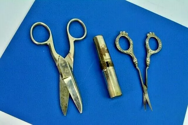 Small 2024 pinking shears