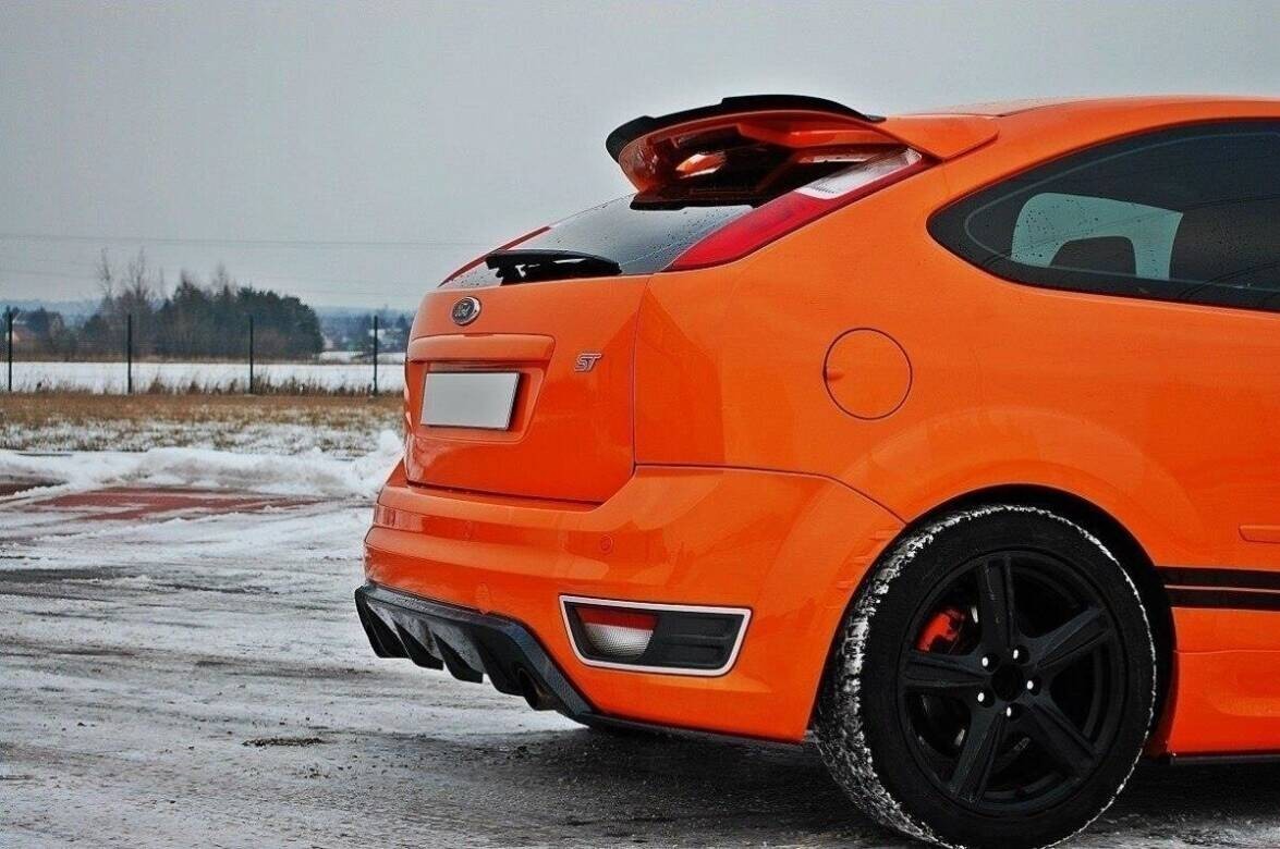 Rajout du pare-chocs arriere Ford Focus ST Mk2 jupe tuning Maxton