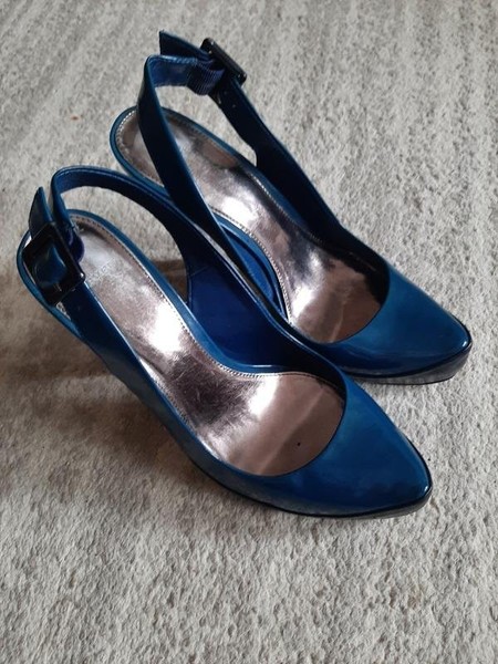 Women Carvela Heels Navy Leather 39