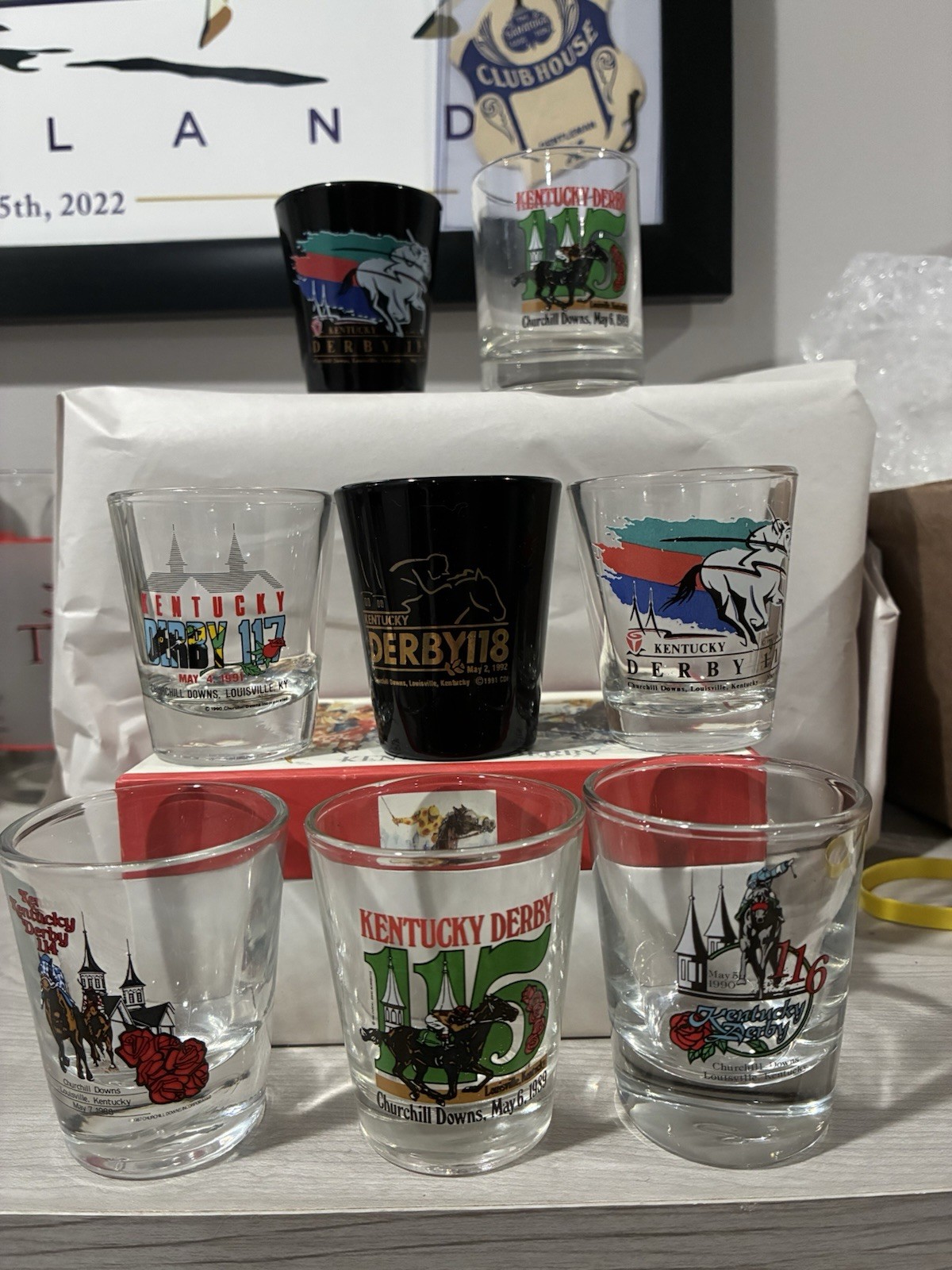 (8) Kentucky Derby Shot Glasses Derby 114,115,116,117,118,119,119,115