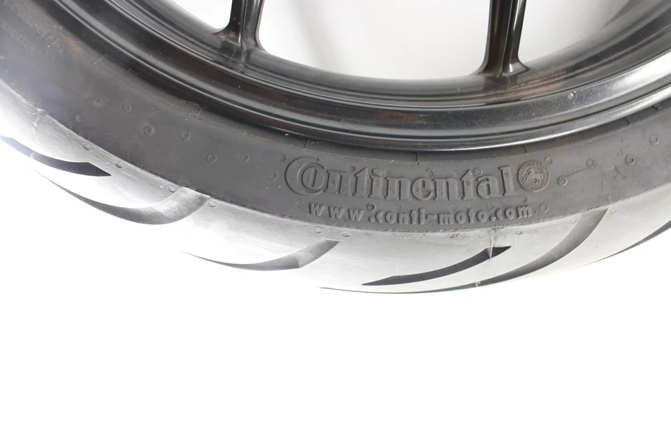 Ducati Hypermotard 796 2012 rueda trasera con neumático Foto 4 de 4