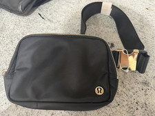 Lululemon Everywhere Belt Bag 1L Black Gold Hardware NWOT Crossbody Fanny Pack