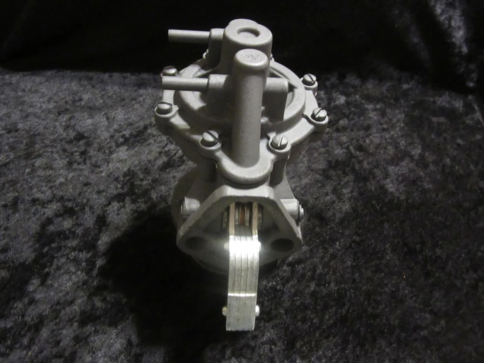 1955-1957 Chevrolet 6 Cylinder New Completely Restored AC 4138 Fuel Pump Foto 4 de 4