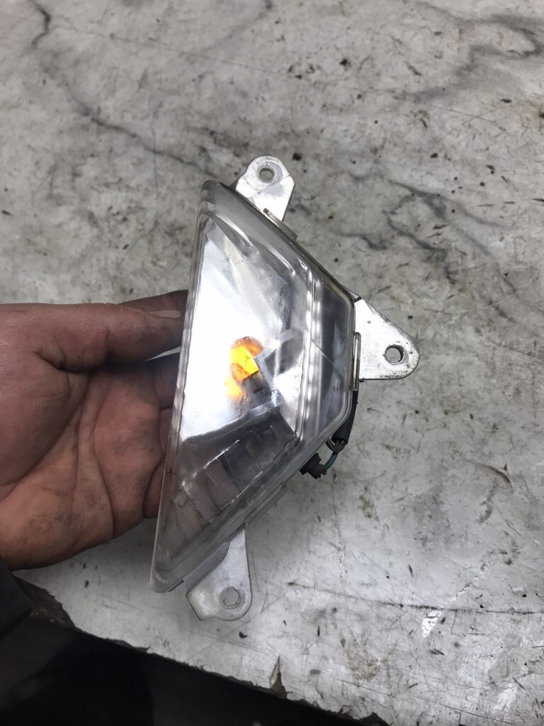 20 Kawasaki Zx 6 636 ZX6 ZX636 K Ninja Front Left Turn Signal