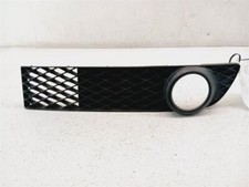 06-07 INFINITI M35/M45 Lower Right Passenger Grille OEM 62256EG600