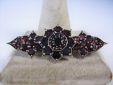 Antike schöne Gründerzeit Granat Brosche um 1880