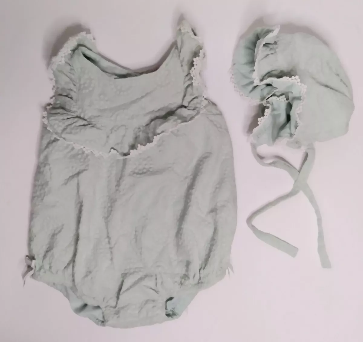 Catherine Malandrino Mini Baby Girls Mint Green Romper and bonnet set 6 9 Months