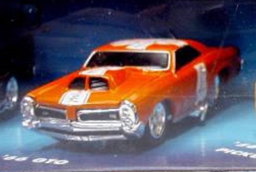 Muscle Machines 5 pack 69 Camaro 66 GTO 00 PT Cruiser 57 Chevy 56 Ford Pickup - Picture 4 of 8