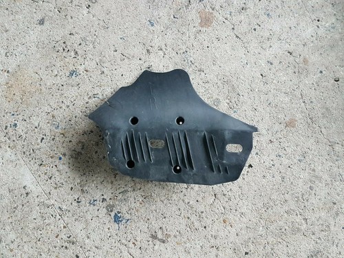 BMW 1er F20 F21 3er F30 F31 LCI Abdeckung Hinterachse hinten rechts 6796138