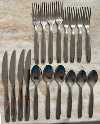 18pc Stainless, Glossy, Plain, Outlined, Flat Tip Silverware Vallarta Oneida?