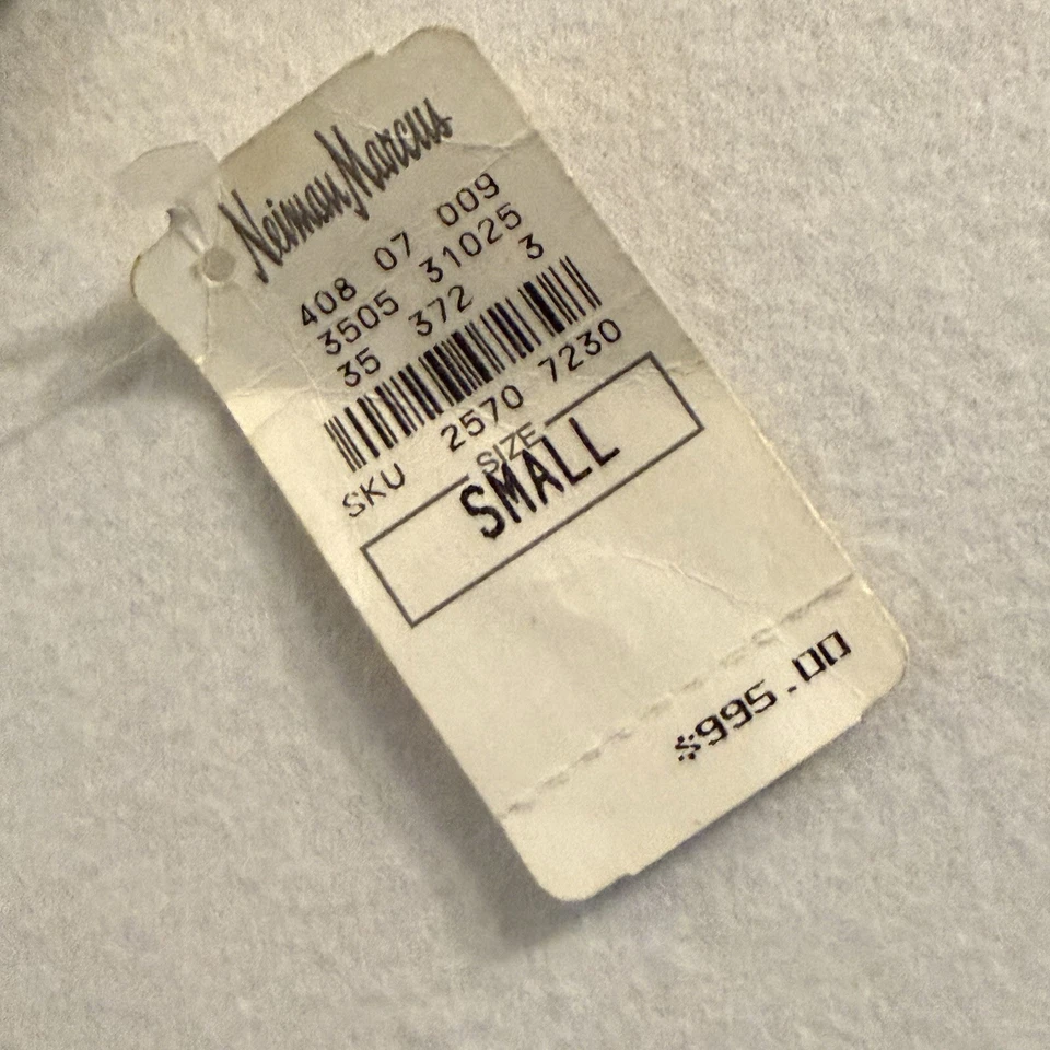 Suéter de Colección Donna Karan NY Verde Cachemira Pequeño Neiman Marcus Nuevo con Etiquetas Precio de venta sugerido por el fabricante $995 Foto 3 de 4