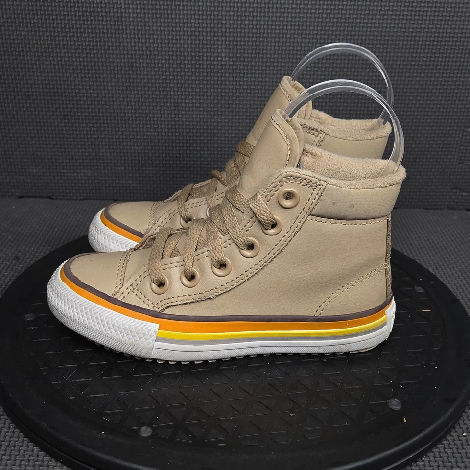 Zapatillas deportivas Converse Chuck Taylor HighTop para niños pequeños talla 11 beige blanco de cuero Foto 3 de 4