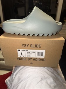 adidas gazelle silver green womens Yeezy 700 V3 Fade Salt main image 0
