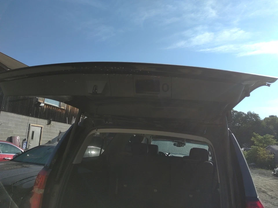 15 CHEVY/GMC SUBURBAN 1500 SERIES Lid Trunk Decklid Hatch Tailgate Foto 2 de 2