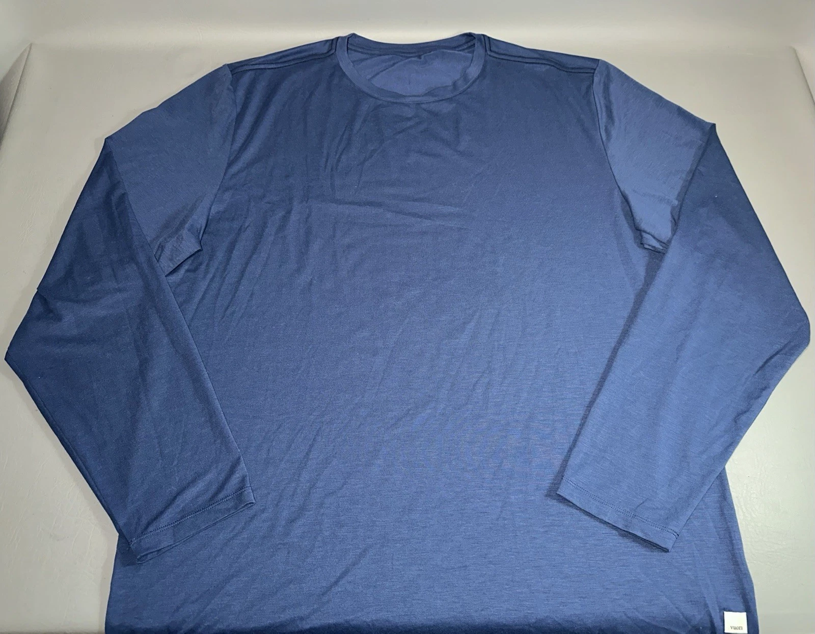 Vuori Current Tech Men's 2XL Long Sleeve T-Shirt Blue Stretch Gym Casual V1003