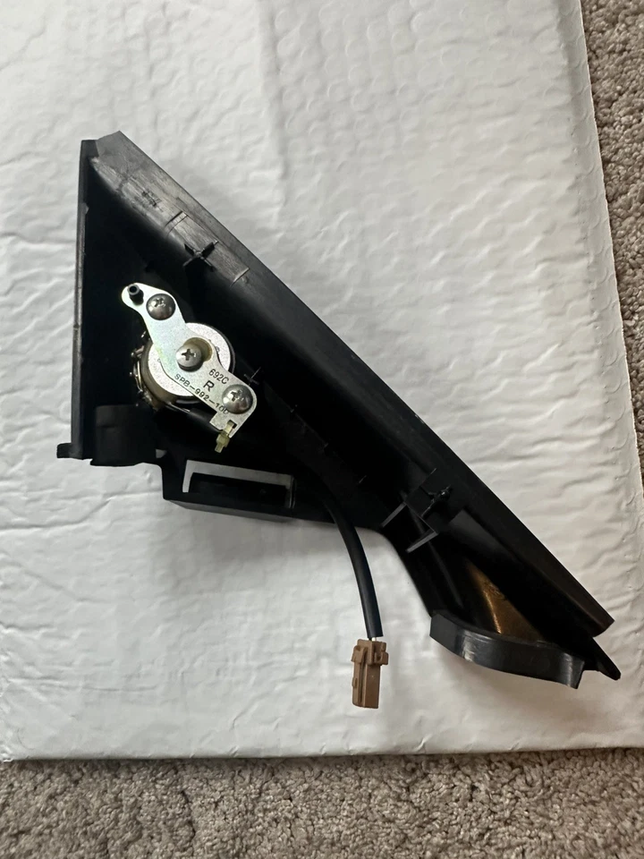 2003-2008 Nissan 350Z Passenger Side Tweeter Speaker Cover OEM Damaged - Image 3 of 4