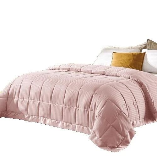 Reina por cobijas y Mantas