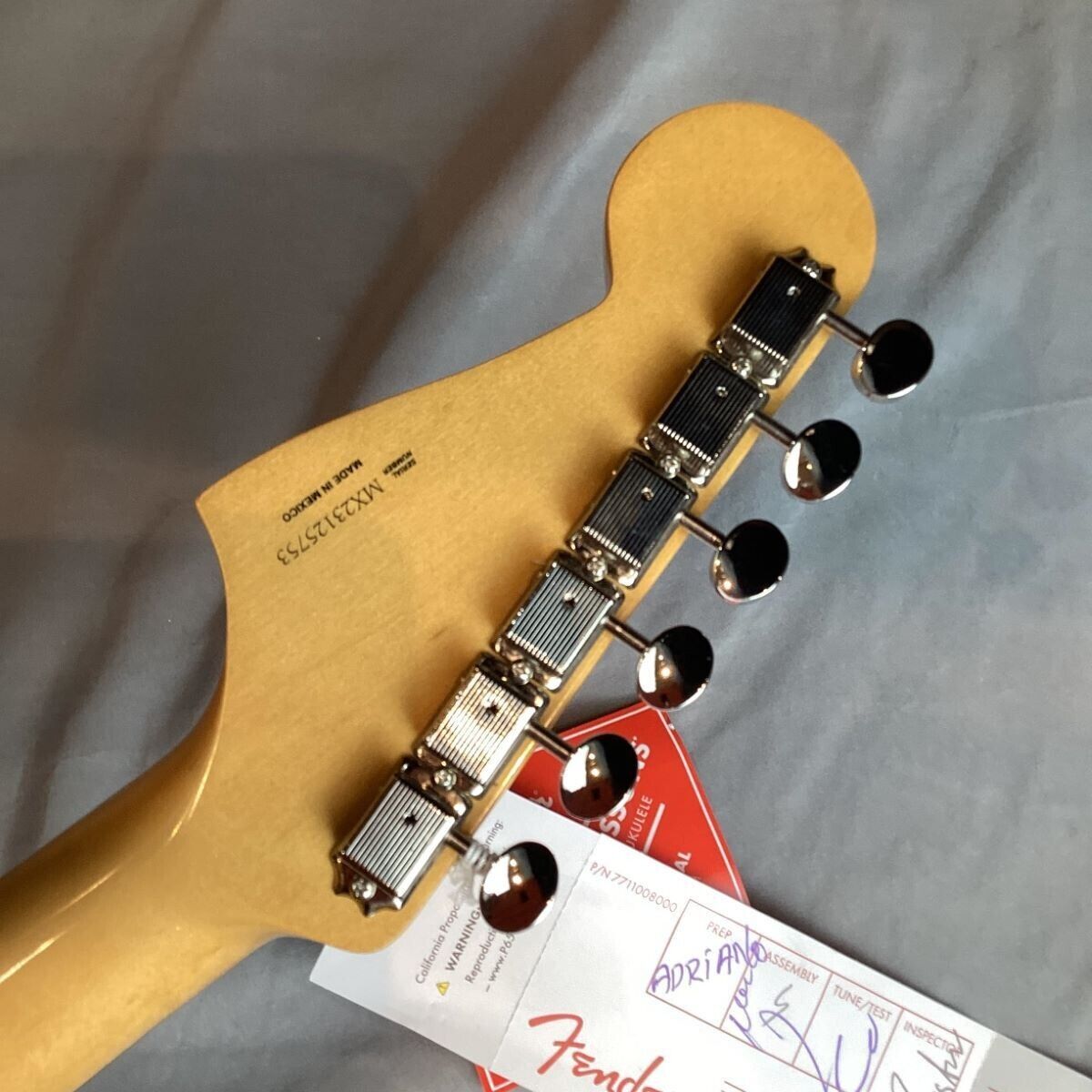 Fender Vintera II '50s Jazzmaster Electric Guitar Desert Fender Vintera II '50s Jazzmaster Electric Guitar Desert