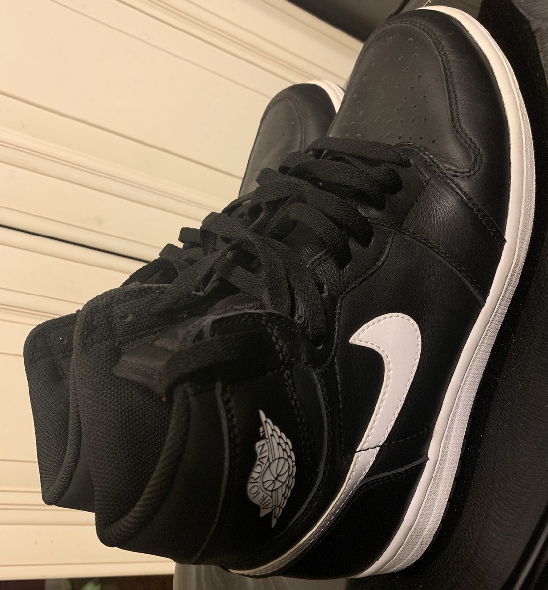 Nike Air Jordan 1 One Retro High OG Yin Yang Black White 555088-011 8.5 Nike Air Jordan 1 One Retro High OG Yin Yang Black White  main image 2