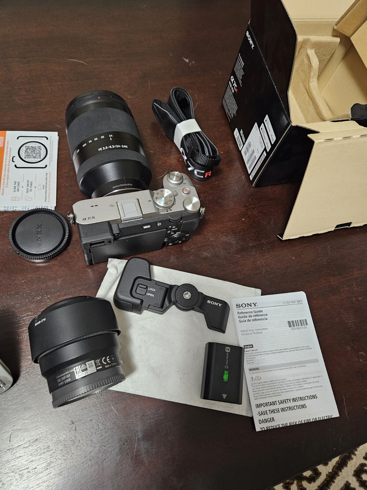 Sony A7CR FullFrame Interchangable Lens Mirrorless Camera Silver And