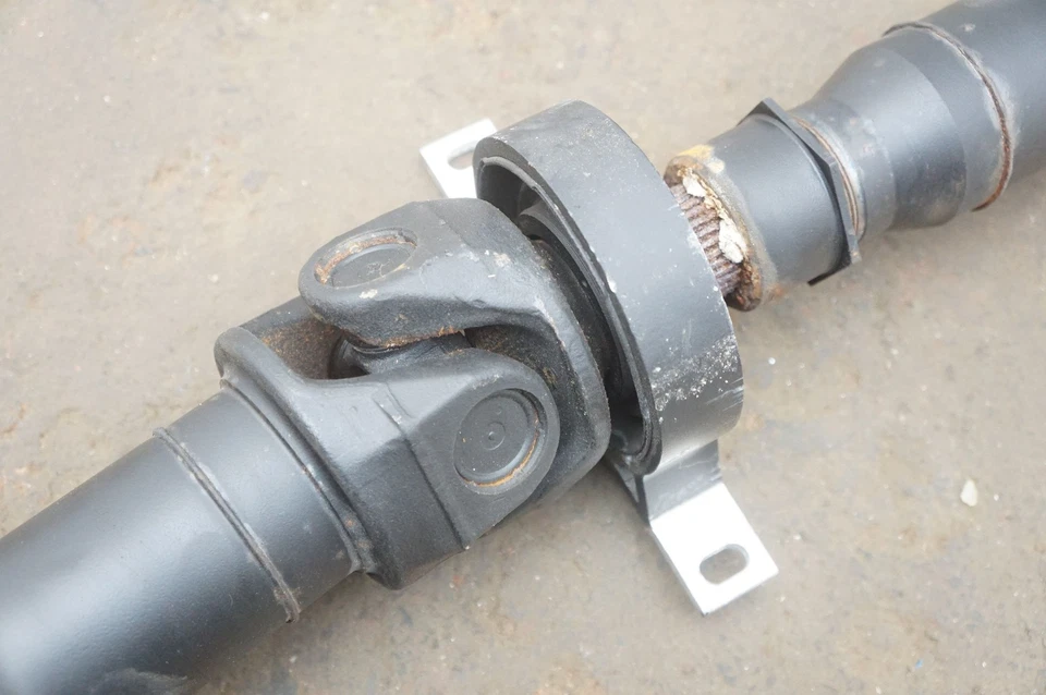 Eje de transmisión de hélice trasera OEM 26107514202 Rolls Royce Phantom Vii 2006 Foto 4 de 4