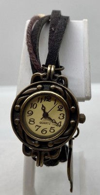NEW BOHO Ladies Watch Fresh Battery Leaf Charm Snaps Close Fits 7  Wrists Beaded