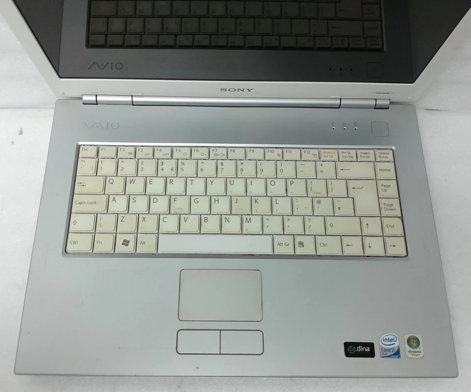 Sony Windows Laptop PC Vaio Vgn-n31s - Core 2 Duo T5500 @ 1.67 - 2GB RAM - 15... - Image 3 of 4