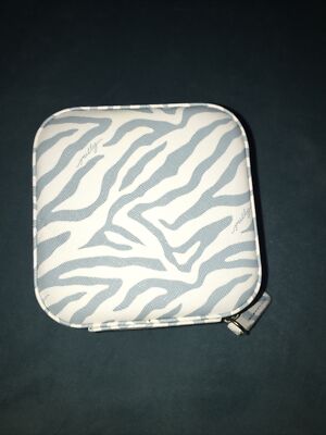 Milly Blue White Zebra print Zip Around Jewelry Travel Box Organizer Size  Small
