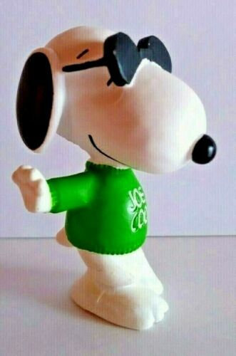 Figurine Funko Pop! Snoopy & Beagle Scouts Camping Deluxe 18cm